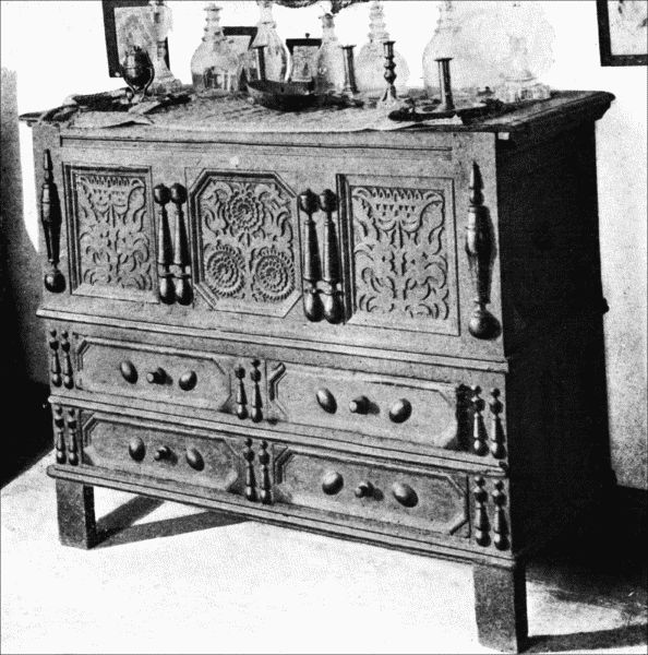 Figure 47. CONNECTICUT CHEST.